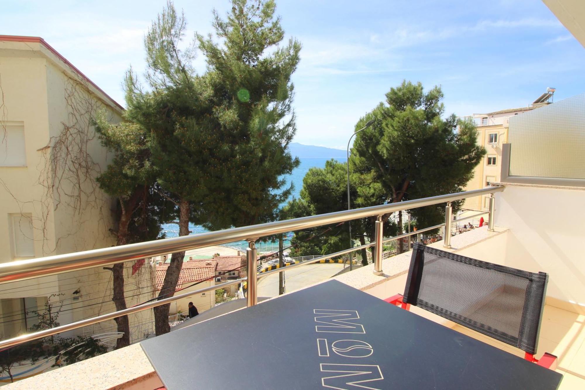 Summer Kiss Hotel Sarandë Exterior foto