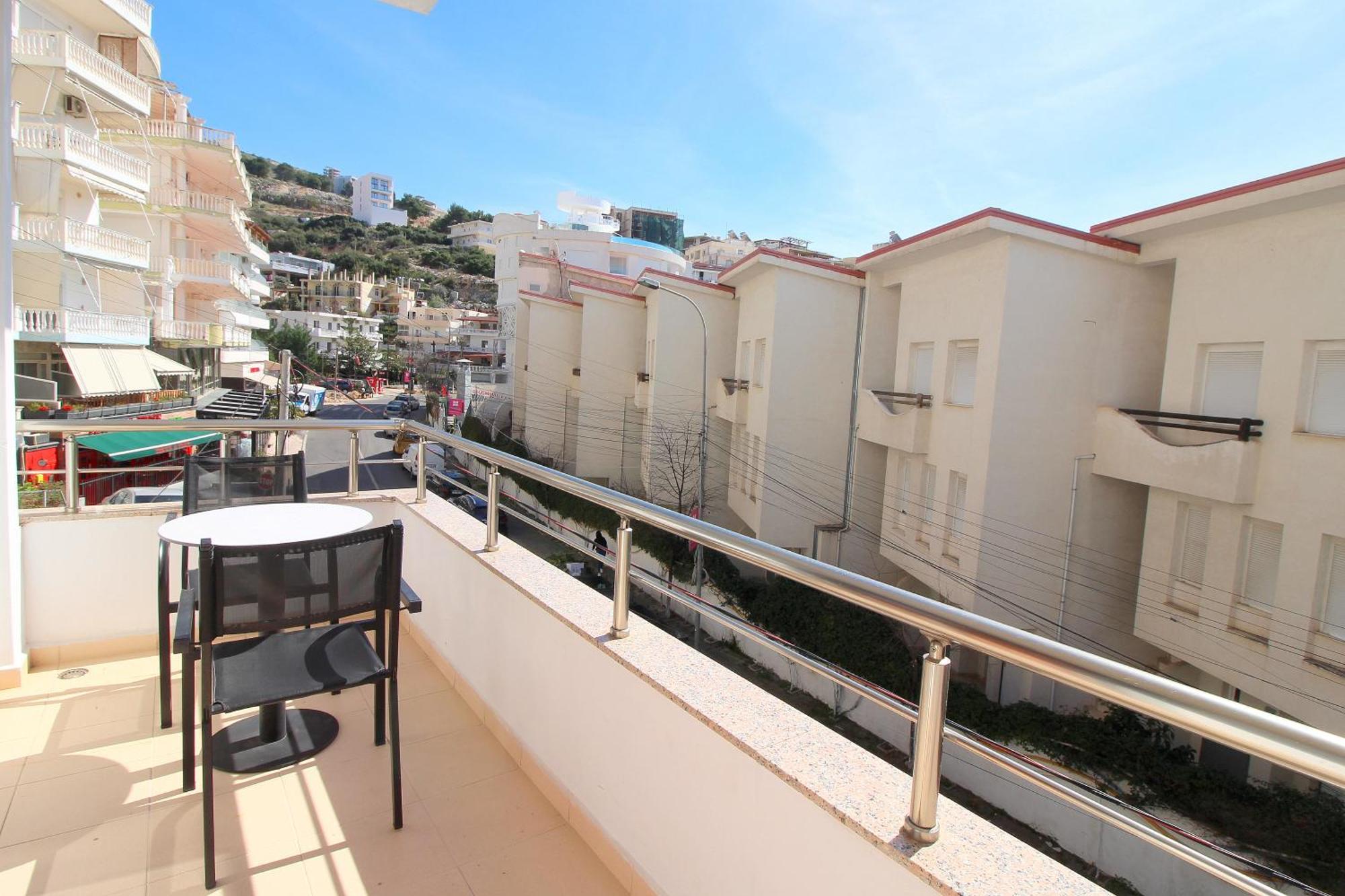 Summer Kiss Hotel Sarandë Exterior foto