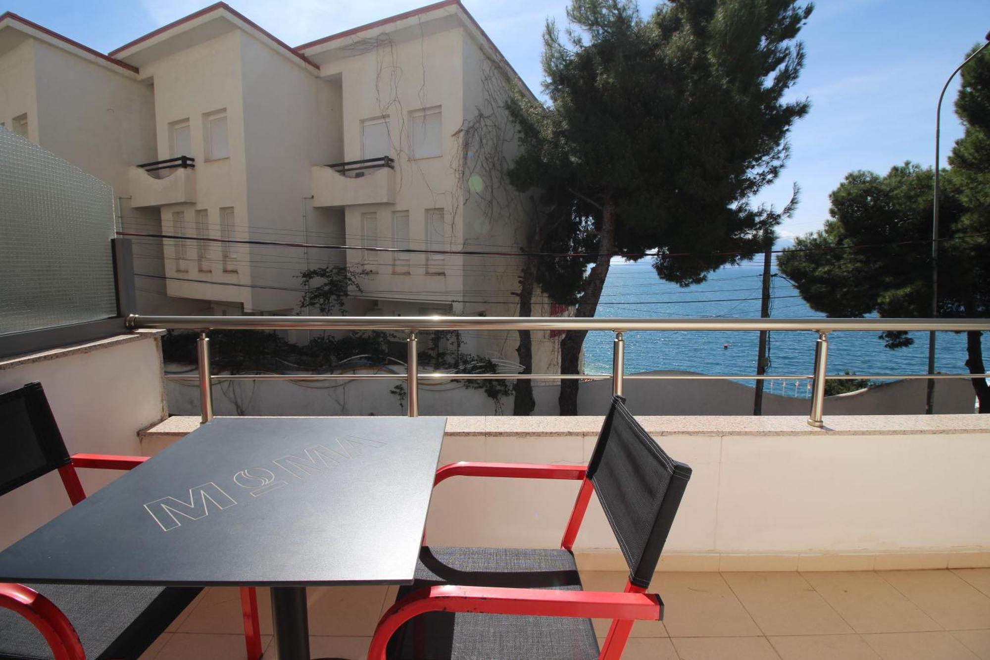Summer Kiss Hotel Sarandë Exterior foto